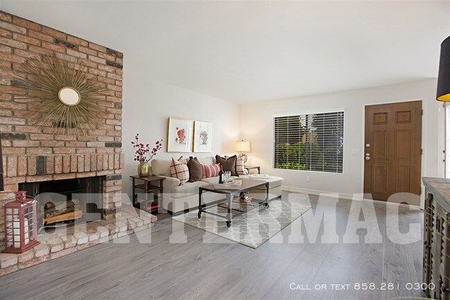 Building Photo - 11816 Bernardo Terrace