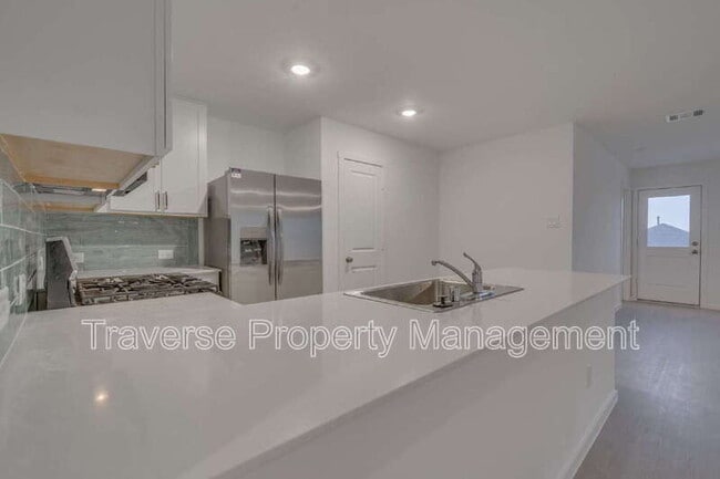 Building Photo - 2700 Wispy Crk Dr