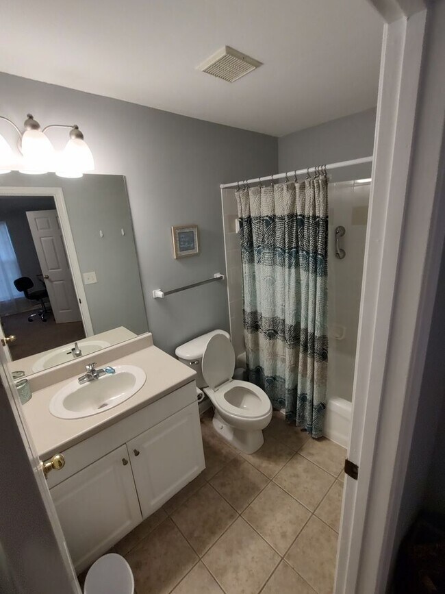 Building Photo - Westbury Estates #316