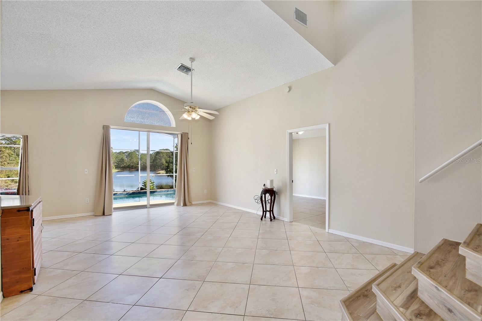 Building Photo - 2981 Viscount Cir