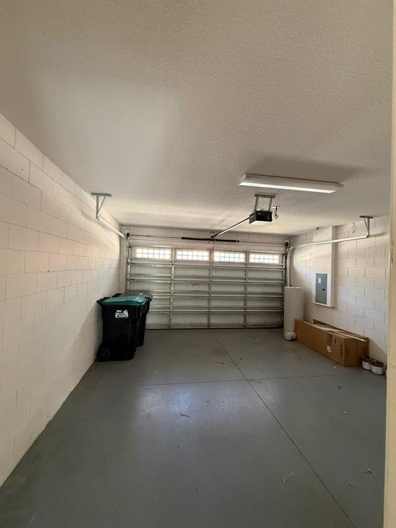 Building Photo - 8057 Prestbury Dr