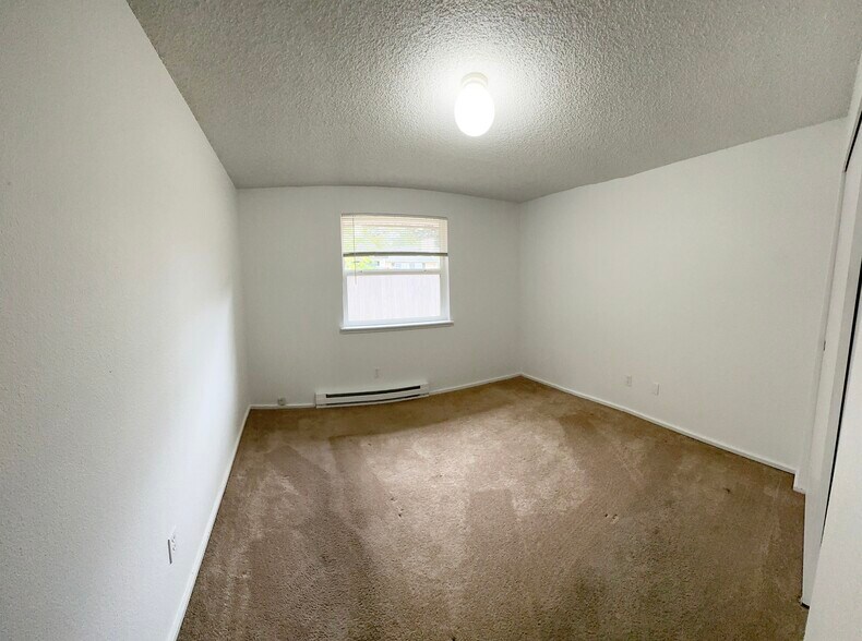Bedroom #2 Pano - 3031 Bridgeport Way W