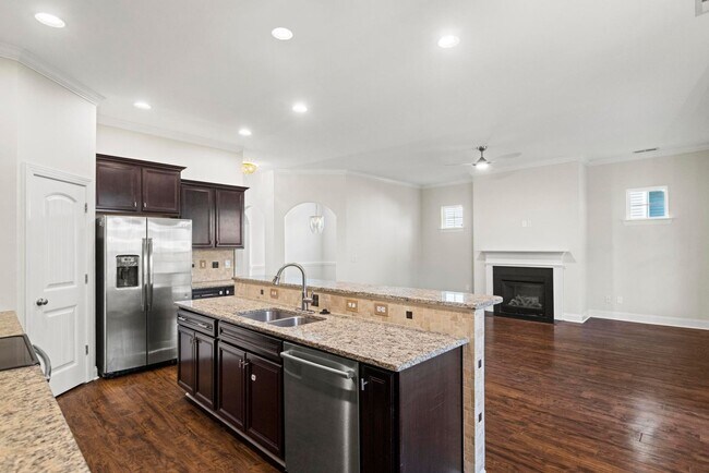 Building Photo - Spacious House for rent in Neighborhoods Of Holly Ridge!