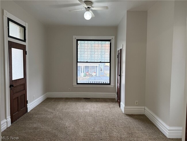 Building Photo - 706 Washington St