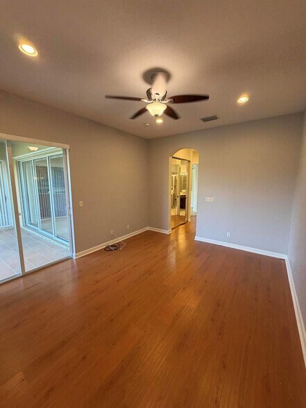 Building Photo - 8079 NW 127th Ln