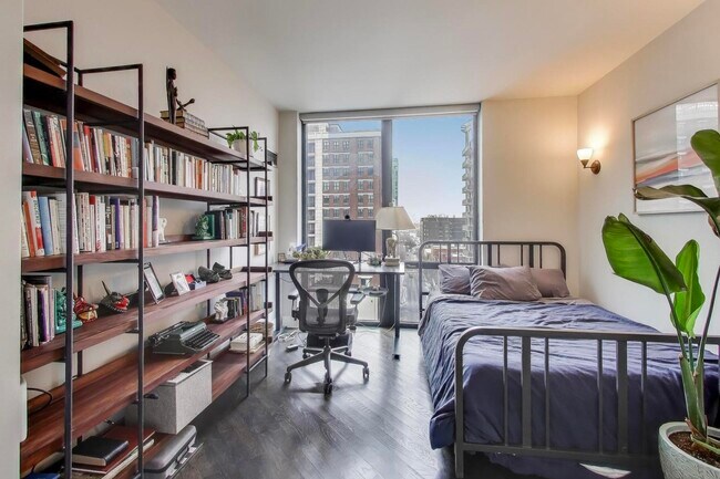 Building Photo - 435 W Erie St