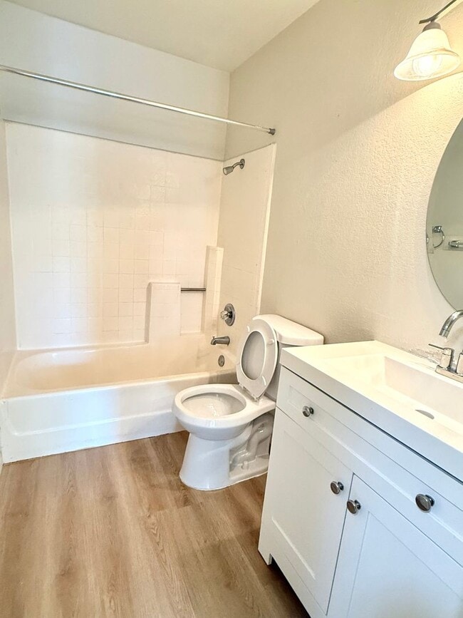 Building Photo - COMING SOON! $2850 / 2 BR - GORGEOUS REMOD...