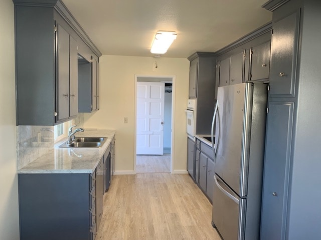 Building Photo - 1420 Village Ct