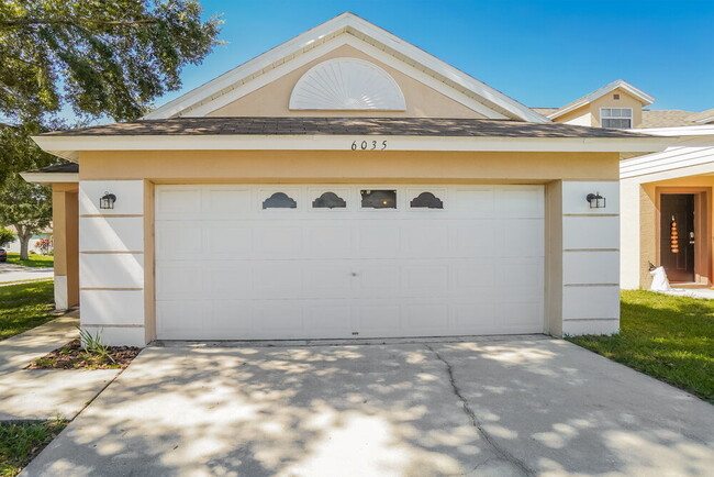 Building Photo - 6035 Pointe Pleasant Blvd