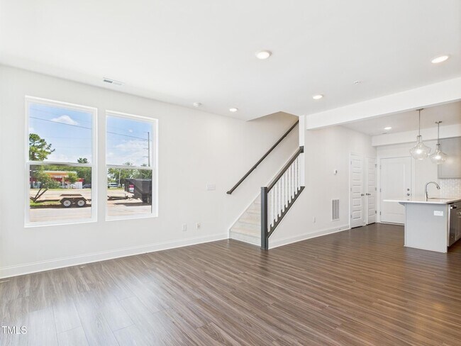 Building Photo - 1259 Shaw View Aly