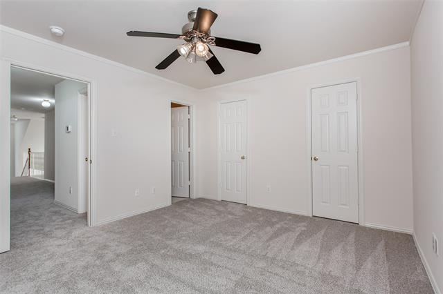 Building Photo - 915 Falcon Trail