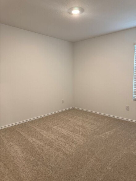 Building Photo - 11719 Bone Spg Dr