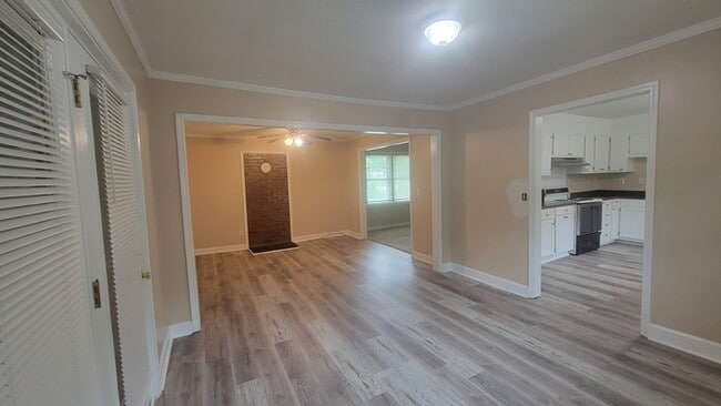 Building Photo - 174 Richardson Cir