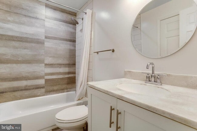 Building Photo - 5101 Redwing Dr