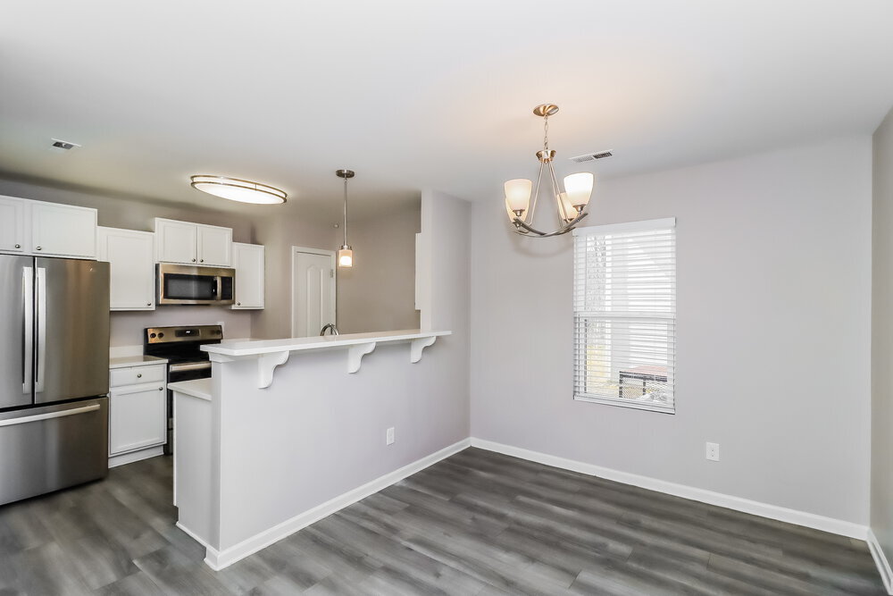 Building Photo - 7413 Hidden Creek Dr