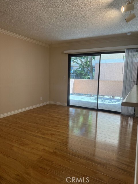 Building Photo - 10655 Lemon Ave