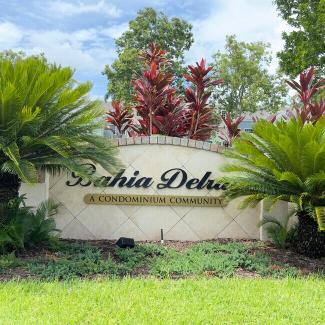 Primary Photo - 1165 Crystal Way
