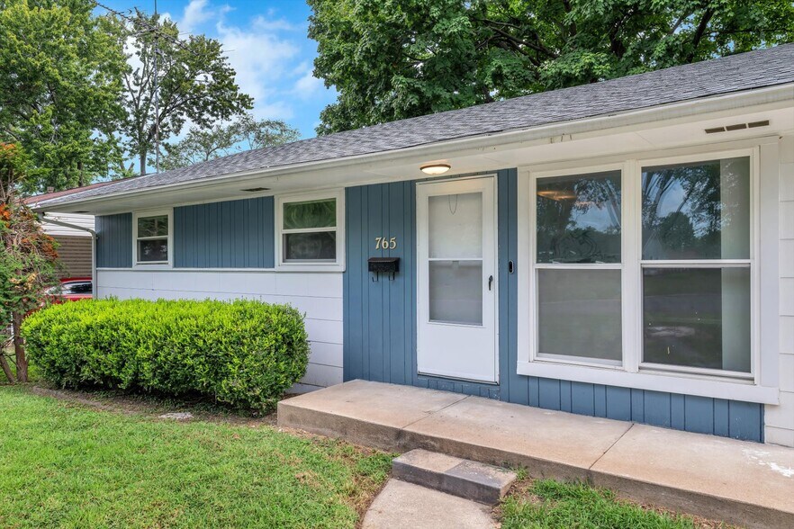 Building Photo - 765 Daniel Boone dr