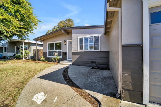 Building Photo - 1012 McKinley St