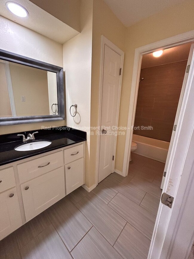 Building Photo - 3200 S 56th St