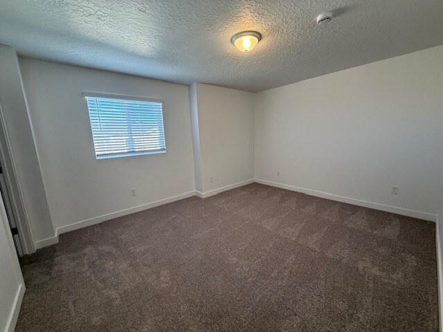 bedroom - 231 N Halford Ave