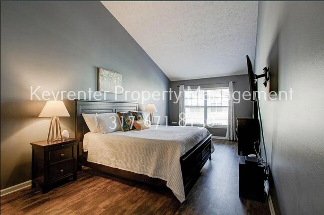 Building Photo - Discover this well-appointed 3-bedroom, 2-bath home in Indianapolis within an HOA community