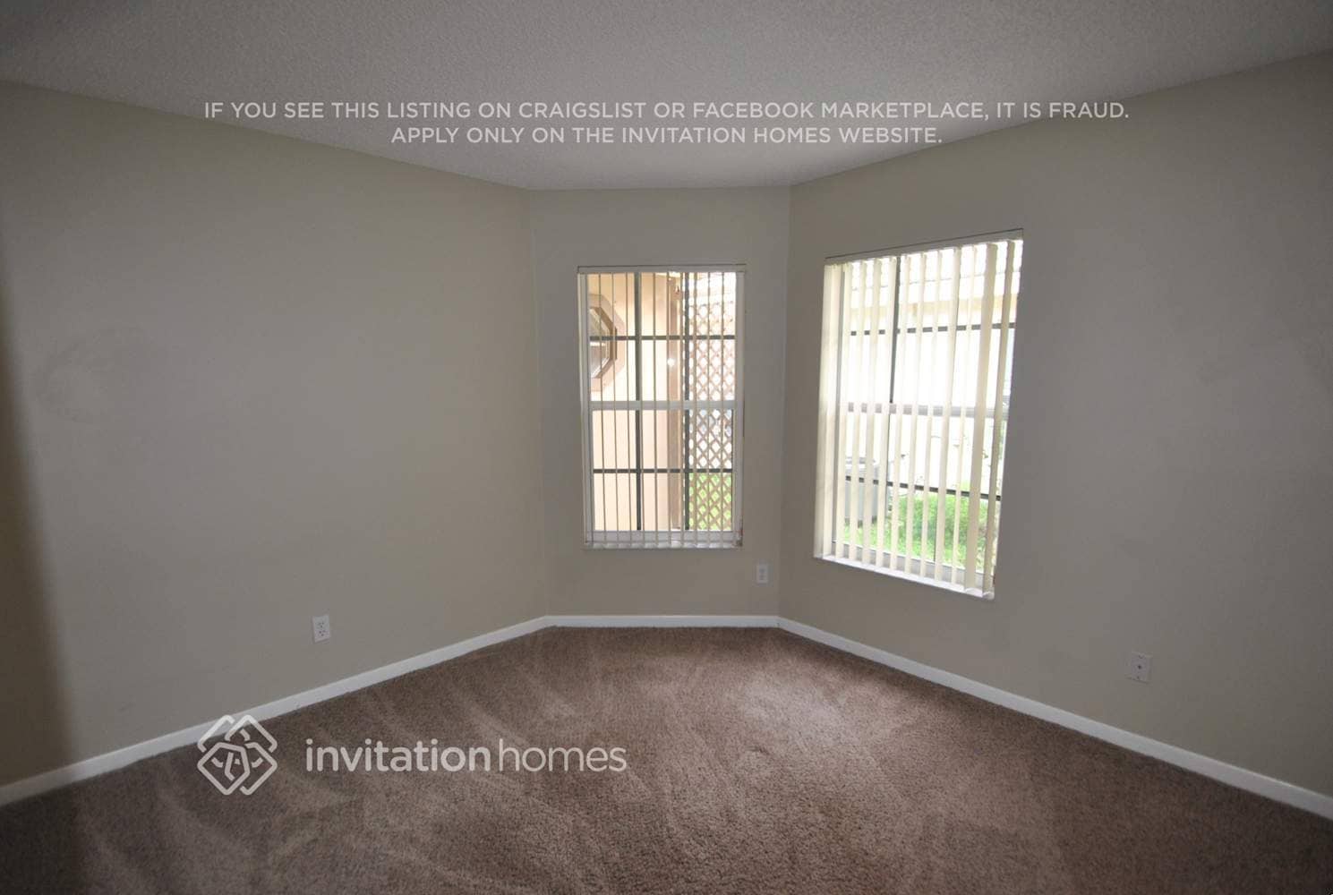 Building Photo - 8820 Lake Park Cir N