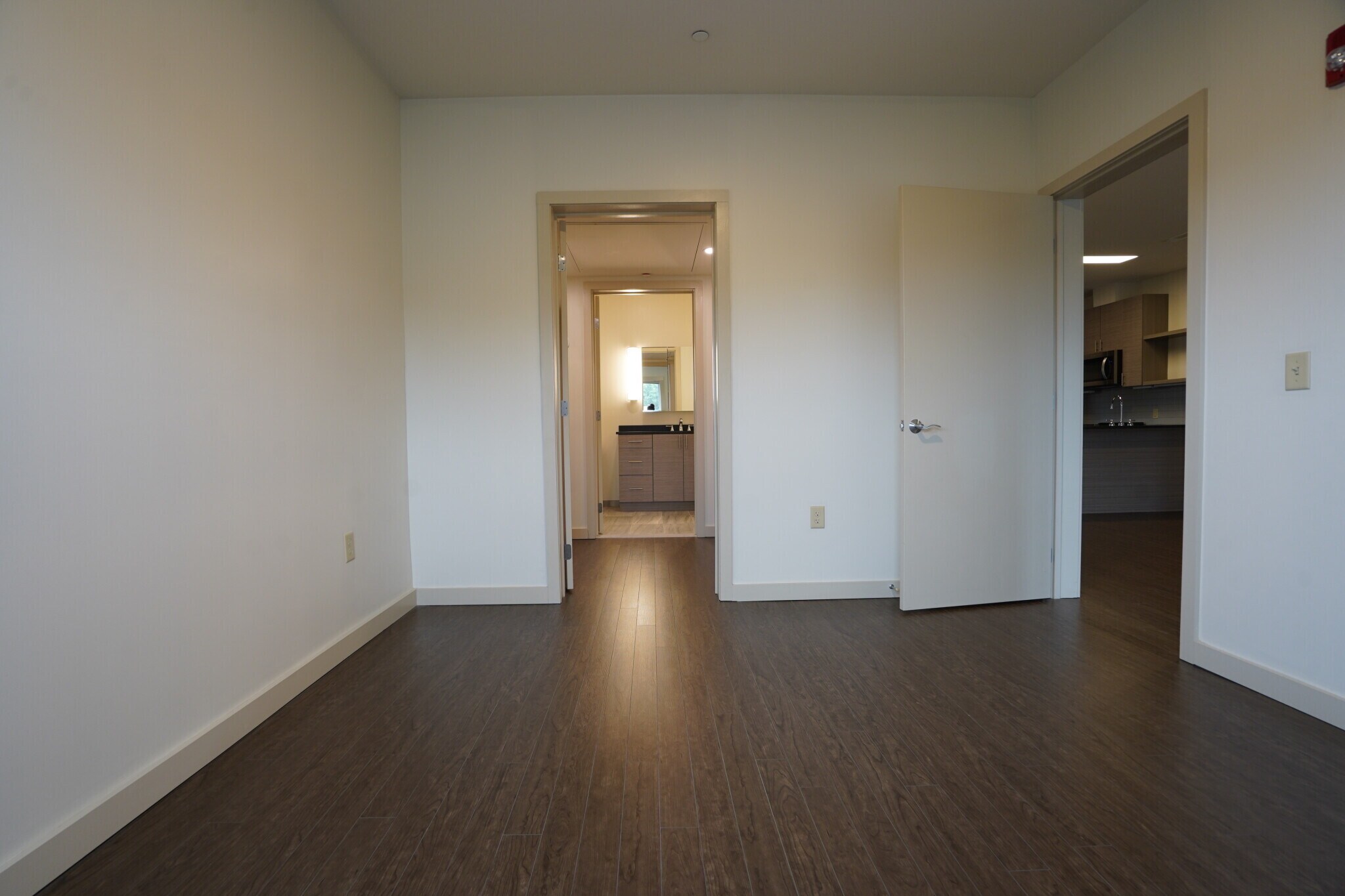 Building Photo - 400 Langley Rd