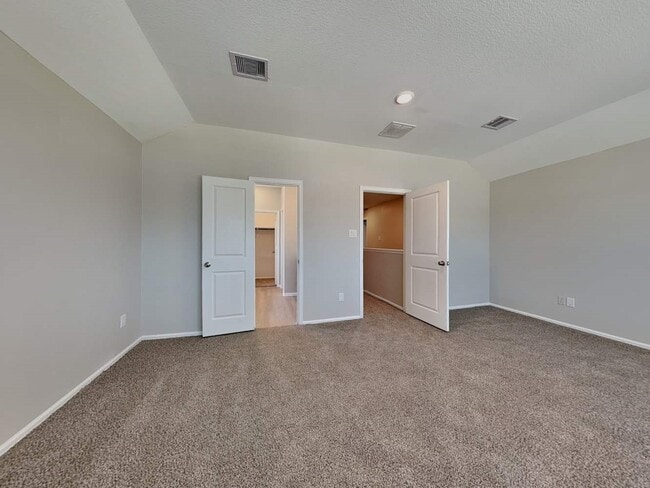 Building Photo - 18718 Charter Elm Dr