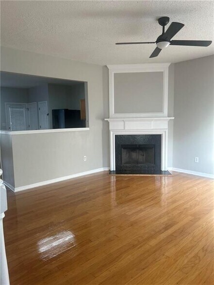 Building Photo - 2762 Parkway Cove