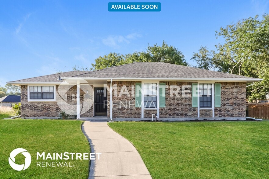Primary Photo - 1134 Cedar Ridge Cir