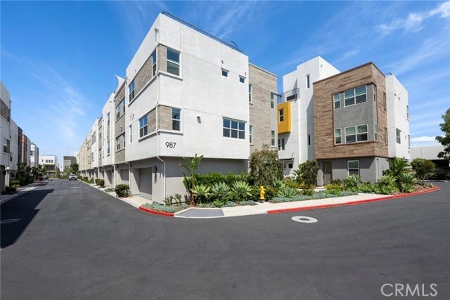 Building Photo - 987 E Mason Ln