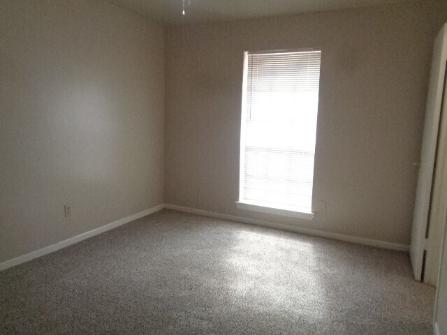 Building Photo - 5502 Deep Forest Dr