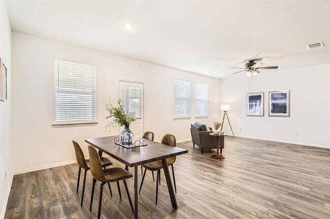 Building Photo - 25617 Microstar Wy