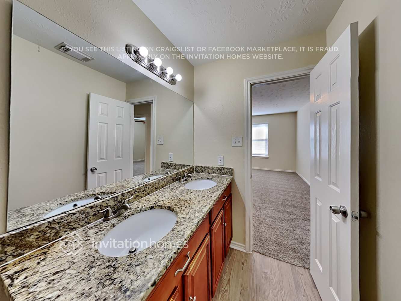 Building Photo - 16942 Hampton Glen Ct