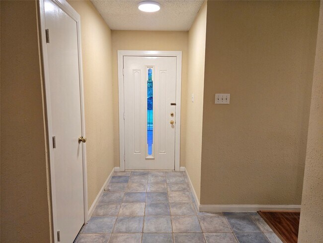 Building Photo - 3106 Timber View Ct