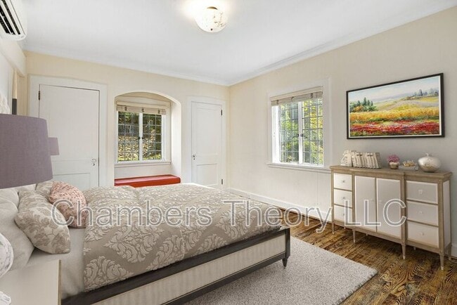 Building Photo - 2701 32nd St NW