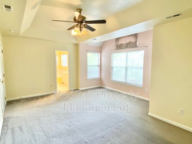 Building Photo - 941 Willbrook Rd