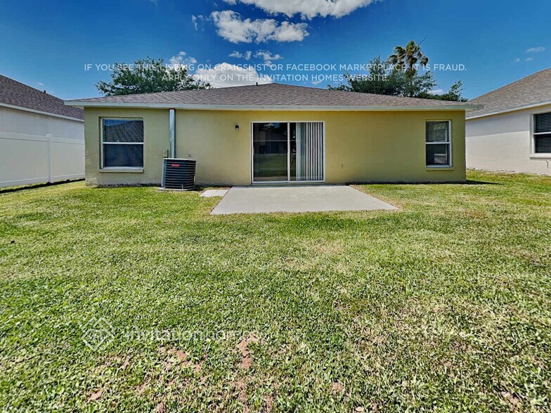 Building Photo - 3430 Golden Eagle Dr