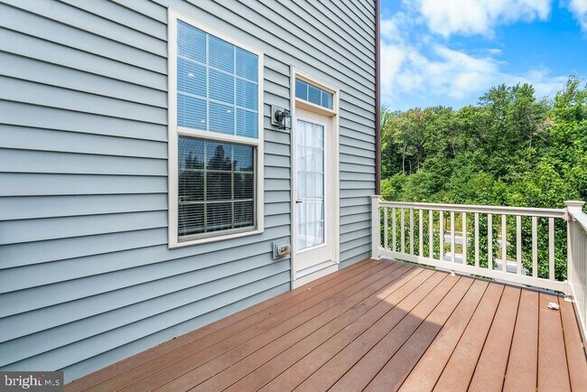 Building Photo - 3025 Frayser Farm Rd