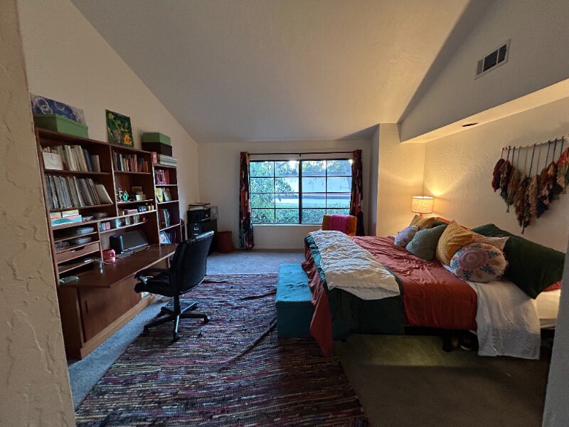 Building Photo - 103 Bristol Rd