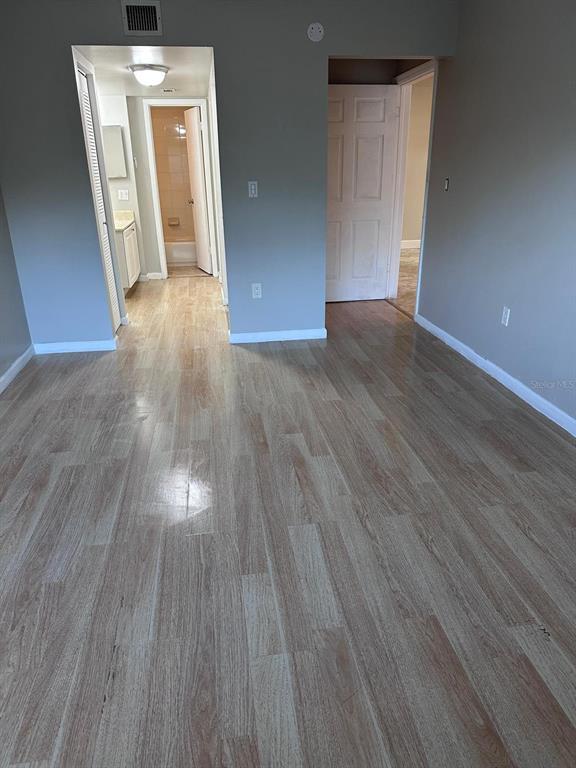 Building Photo - 721 N Pine Island Rd