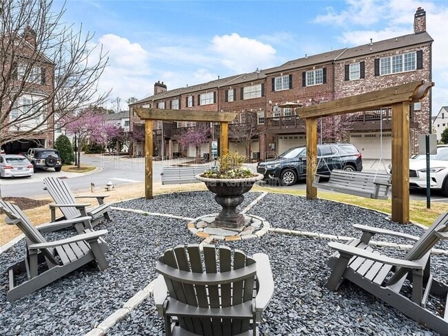 Building Photo - 440 Rose Garden Ln