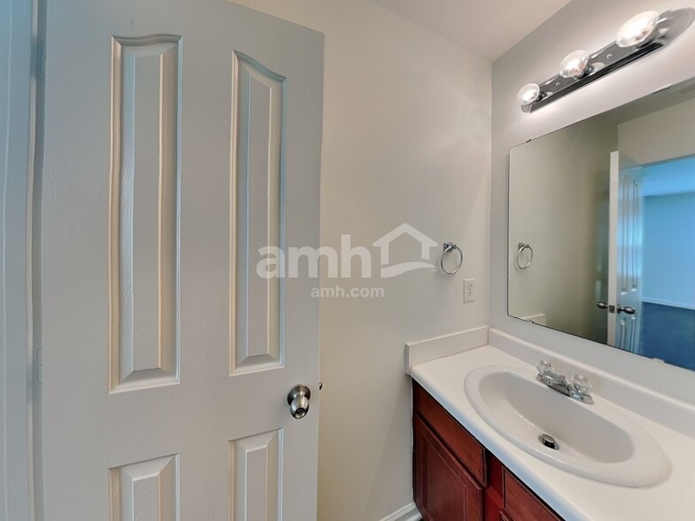 Building Photo - 4527 Belmar Place Rd