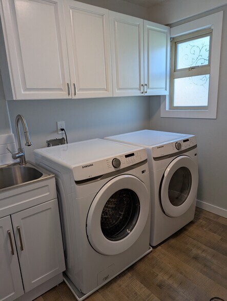 Laundry Room - 353 E St