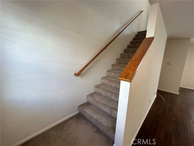 Building Photo - 2800 Plaza del Amo