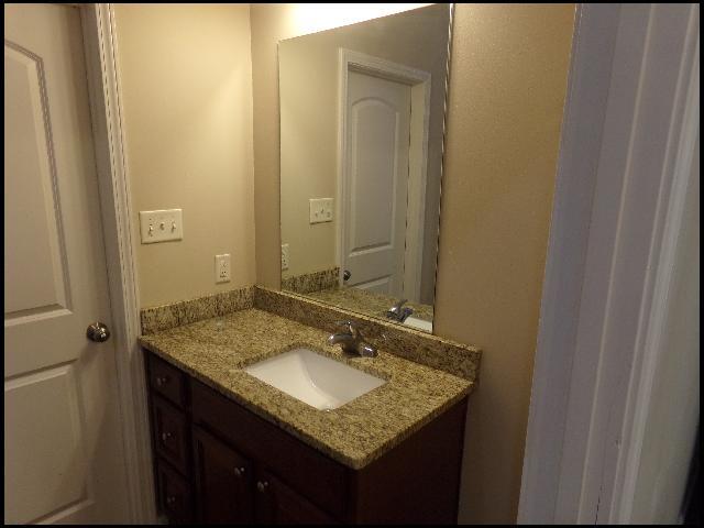 Building Photo - 802 Wright Ave