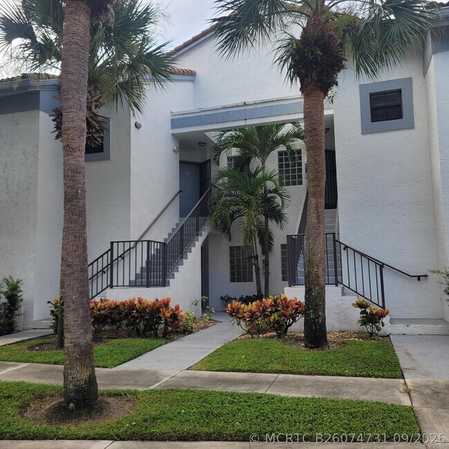 Building Photo - 5406 Firenze Dr