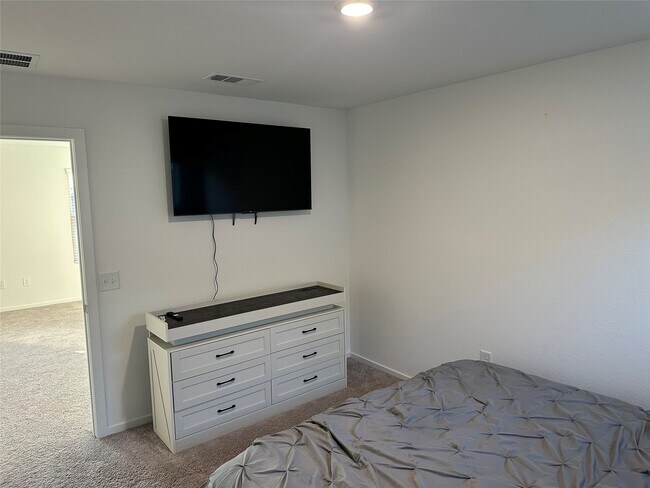 Building Photo - 16936 Juniper Blossom Bnd