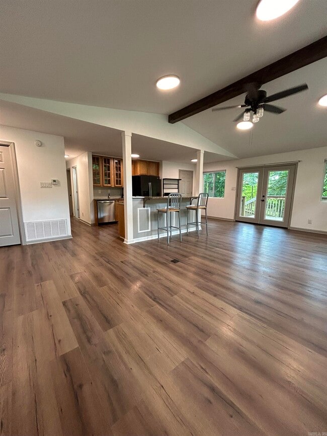 Building Photo - 428 Plum Hollow Blvd